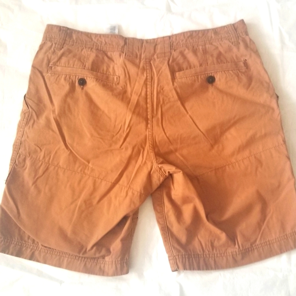 H&M Men's Shorts Regular Fit Size 33 Carmel Color - Picture 2 of 3